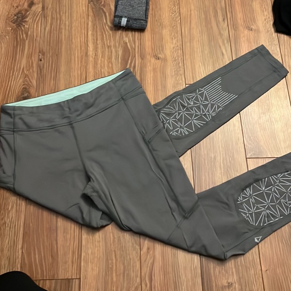 Ivivva leggings size 14
